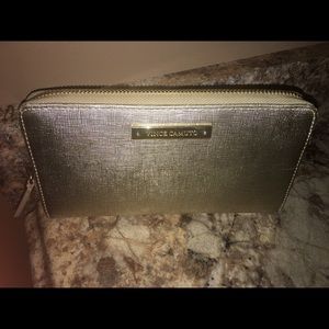 Vince Camuto Wallet
